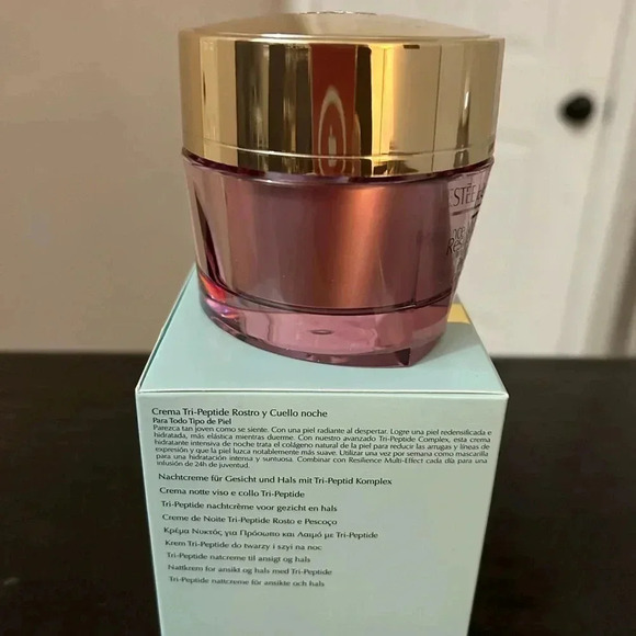 Ester Lauder Resilience Multi Effect Night - Picture 2 of 3